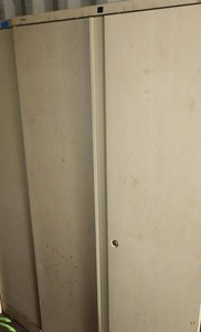 lot 104 image: Hon Metal storage cabinet only - 3x18x6