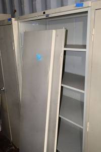 lot 109 image: Hon Metal storage cabinet only - 3x18x6