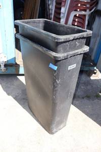 lot 238 image: Rectangular trash bins