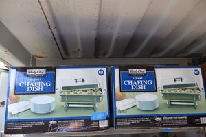 lot 9 image: Two 8 quart chafing dish servers