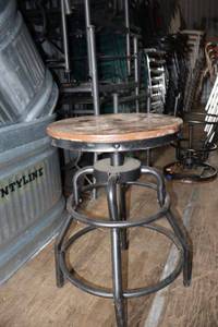 lot 165 image: Round bar stool with black metal frame