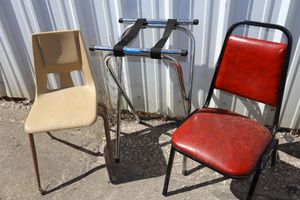 lot 260 image: Two chairs and waiter folding stand