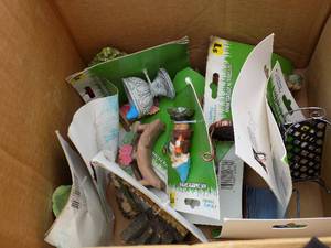 lot 174 image: MINITURE DCOR NEW