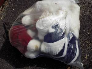 lot 109 image: BAG OF VARIOUS TEDDY BEARS