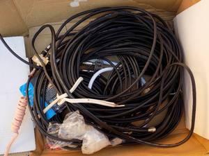 lot 186 image: CO AX CABLES