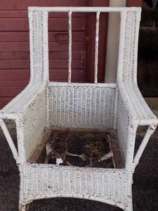 lot 77 image: WICKER CHAIR - NEEDS A SEAT ORPERFECT FOR GARDEN ART