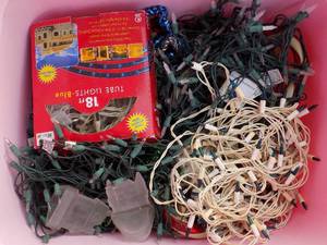 lot 48 image: CHRISTMAS LIGHTS