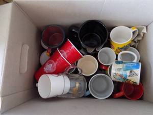 lot 243 image: VARIOUS COFFEE CUPS