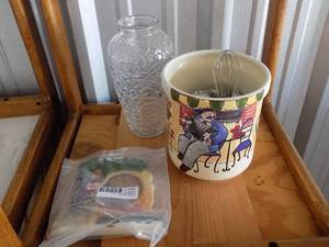 lot 265 image: VASE, UTENSAIL HOLDER, PHOTO FRAME, SALT AND PEPPER SHAKERS