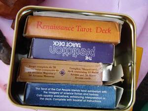 lot 158 image: LOT OF TAROT CARDS