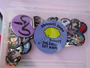 lot 160 image: SHIRT PINS