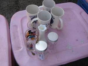 lot 166 image: HANDLED COFFEE CUPS, MICKEY MOUSE GLASSES AND MORE