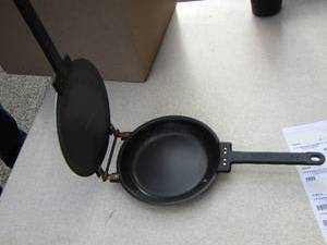 lot 58 image: omelet skillet