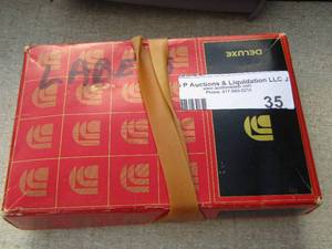 lot 35 image: various blank labels for any use,  easy to use