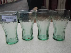 lot 69 image: 4 coca cola glasses