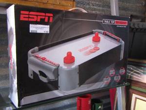 lot 139 image: ESPN TABLE TOP AIR HOCKEY
