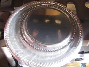 lot 216 image: PLATTERS