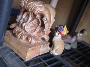 lot 224 image: BOOK ENDS, DUCK FIGURINES, CAT DCOR AND MORE