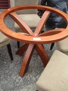 ROUND DINING ROOM TABLE HAS GLASS, GLASS IS JUST STORED AND 4 NICE DINING CHAIRS