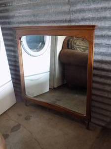 lot 31 image: 40X 39 DRESSER MIRROR