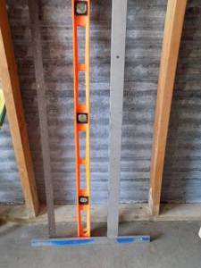 lot 41 image: LEVEL, SHEETROCK SQUARE,  AND   METAL BAR