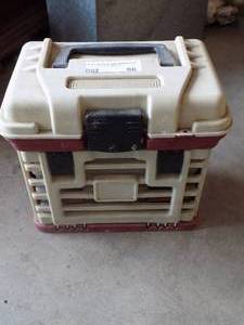 lot 66 image: TACKLE BOX WITH VARIOUS LURES