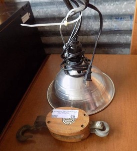 lot 69 image: SHOP LIGHT AND WOODEN BLOCK & PULLY