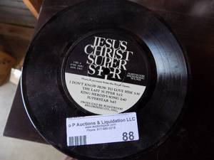lot 88 image: 45 RECORDS