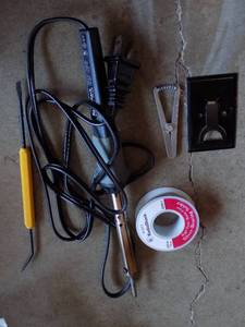 lot 119 image: 5 PIECE SOLDERING TOOL SET