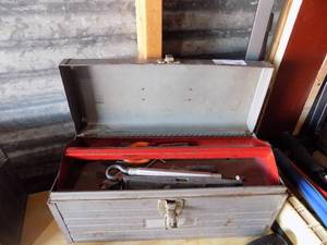 lot 126 image: TOOL BOX WITH MISC. TOOLS