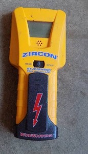 lot 149 image: STUD FINDER
