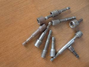 lot 182 image: SOCKET DRILL BITS