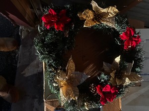 lot 195 image: CHRISTMAS WREATH   & WREATH HANGER