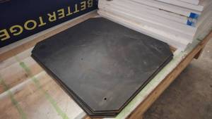 lot 121 image: Lot of 4 Heavy Duty Steel Plates, Approx 23 x 16.5 Each