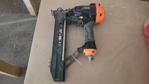 lot 203 image: Freeman PWC50 Crown Stapler