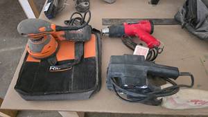 lot 204 image: Lot of Misc Tools.  Includes Ridgid R2601 Palm Sander, Skil Belt Sander & Plusivo Heat Gun