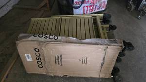 lot 252 image: Lot of 5 Cosco Fold-Flat Carts w Casters