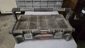 lot 324 image: Husky 22 Cantilever Professional Organizer w Contents