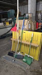 lot 344 image: Lot of Misc Brooms & Dust Pan