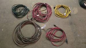 lot 410 image: Lot of 5 Misc Extension Cords