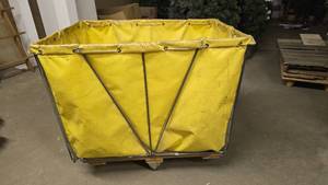lot 9 image: Meese 18 Bushel Vinyl Rolling Basket Truck