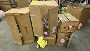 lot 175 image: Large Lot of Artificial Flowers.  SO MANY FLOWERS AND LOTS OF $$ HERE.  SEE PICTURES FOR EVERYTHING INCLUDED.  QUANTITY 5 BOXES BID IS TIMES THE QUANTITY SO YOU ARE BIDDING PER BOX