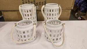 lot 273 image: Lot of 4 Matching Ceramic Lantern Style Candle Holders