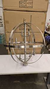 lot 204 image: Round 8-Light Chandelier