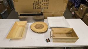 lot 262 image: Lot of Misc Decor.  Included Wooden Baskets & More.  Includes Everything Pictured.