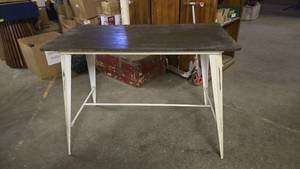 lot 315 image: Rustic Design Tall Dining Table.  Metal Legs w Wood Top&nbsp THIS ITEM CAN ONLY BE PICKED UP ON DAY 3 OF REMOVAL