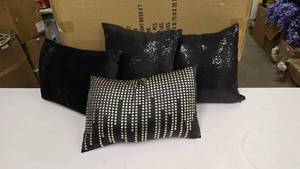 lot 322 image: Lot of 4 Black Throw Pillows