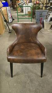 lot 404 image: Modern Country Style High Back Arm Chair w Tufted Back