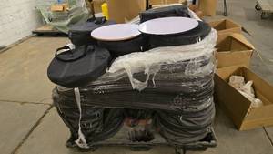lot 416 image: Large Pallet of Approx 50 Trade Show Barrel Tops & Bottoms.  THESE ARE THE TOPS AND BOTTOMS THAT GO WITH LOT 305