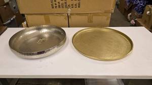 lot 442 image: Round Heavy Brass Tray w Hammered Steel Display Tray